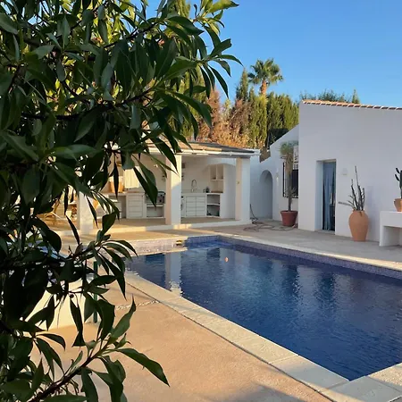 Casa Bizon - Your Oasis With Private Pool Dom wakacyjny