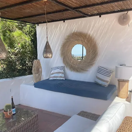 Dom wakacyjny Casa Bizon - Your Oasis With Private Pool *